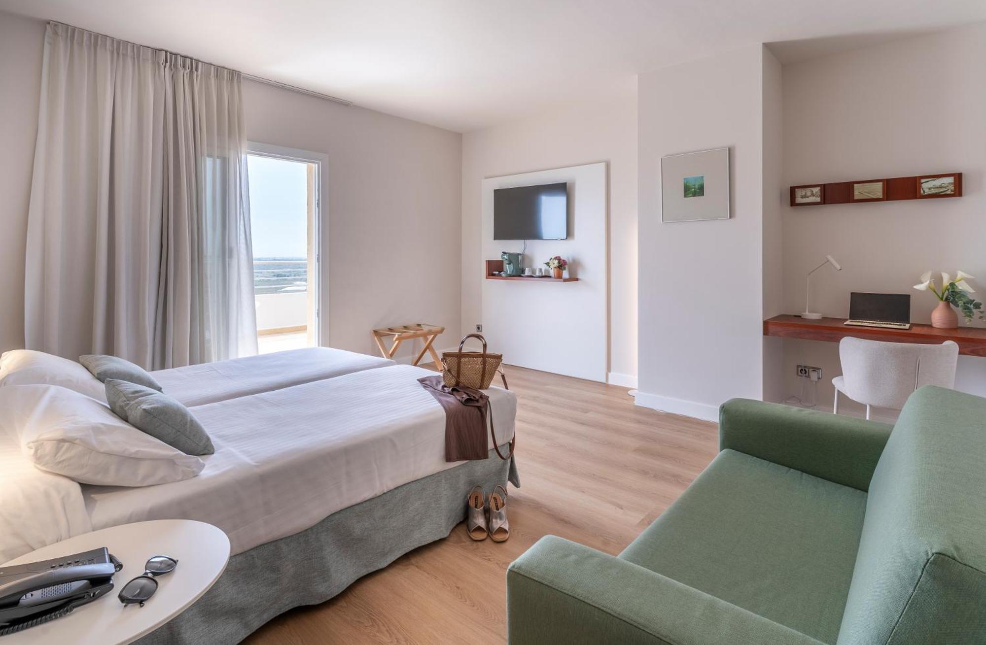 Hotel Prestige Victoria Rosas